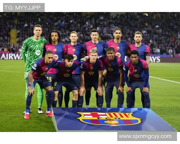 穿越16号球场的传奇足球明星与他们的辉煌故事