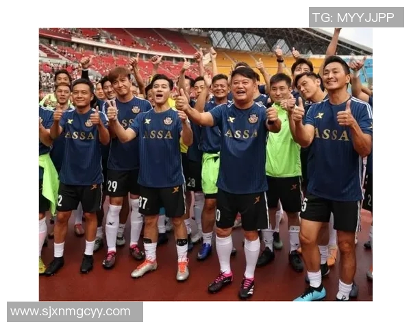 足球明星与中国的友谊：他们如何影响中国足球的发展与文化交流