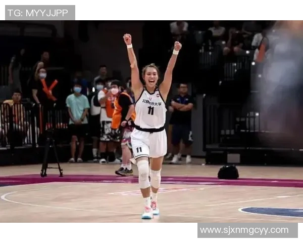 中国女篮迎战阿根廷队争夺国际赛事荣誉展现巾帼风采